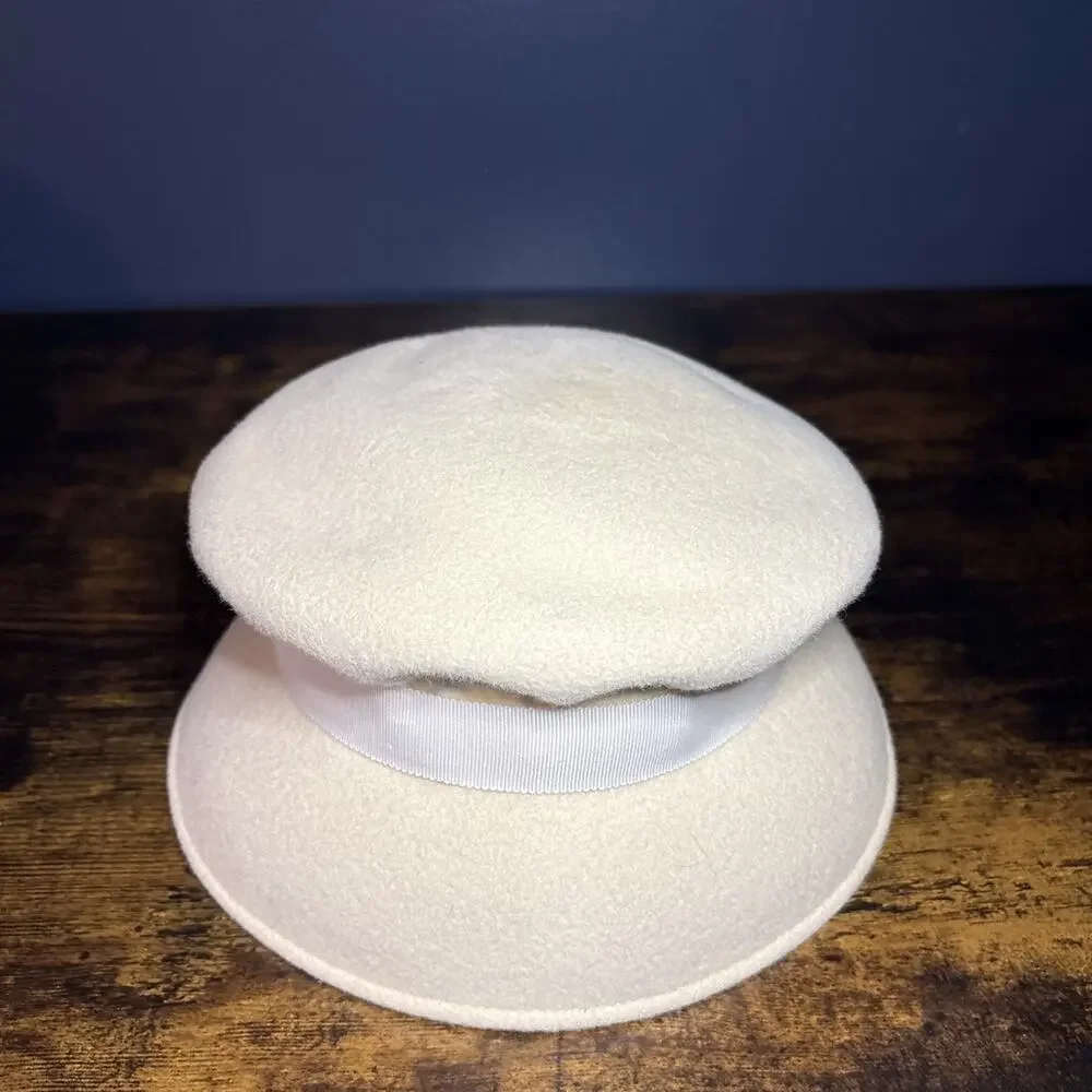 Vintage Neumann-Endler Snowdrops White 100% Wool Pillbox Hat Ivory USA